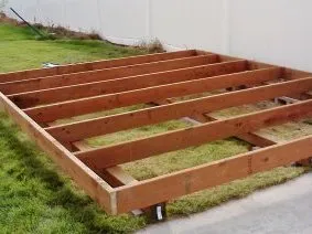 Les fondations avec plateforme en bois